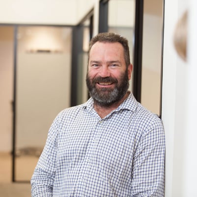 BRENDAN LYNCH (square mid res) IMG_7241